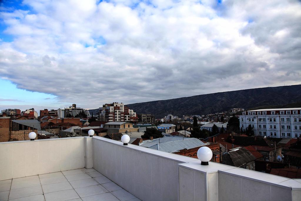Green Hotel, Тбилиси