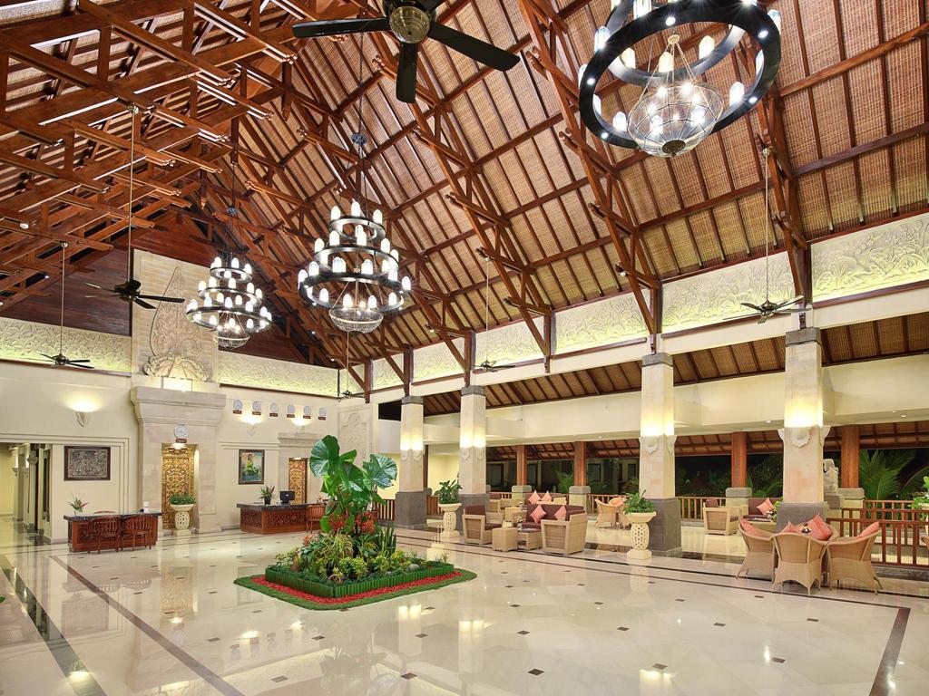 Отель, The Grand Bali