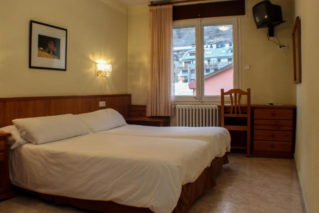 Hotel rest Evenia Oros (ex. Oros, Somriu Oros)