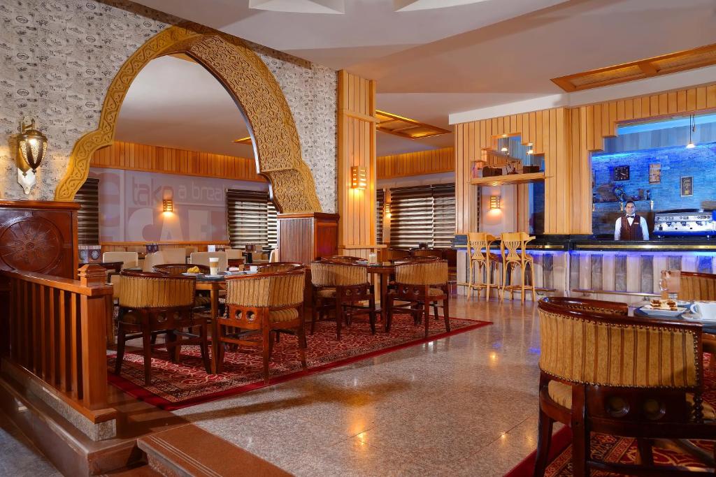 Отдых в отеле Pickalbatros Palace Resort Hurghada Хургада