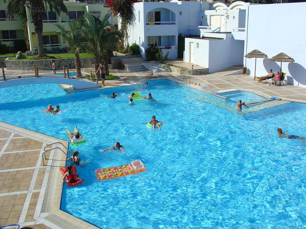 Ceny, Avra Beach Resort Hotel & Bungalows