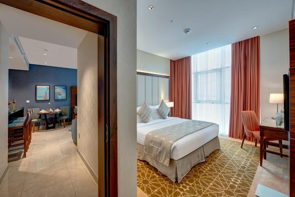 Tours to the hotel Royal Continental Suites Dubai (city) United Arab Emirates
