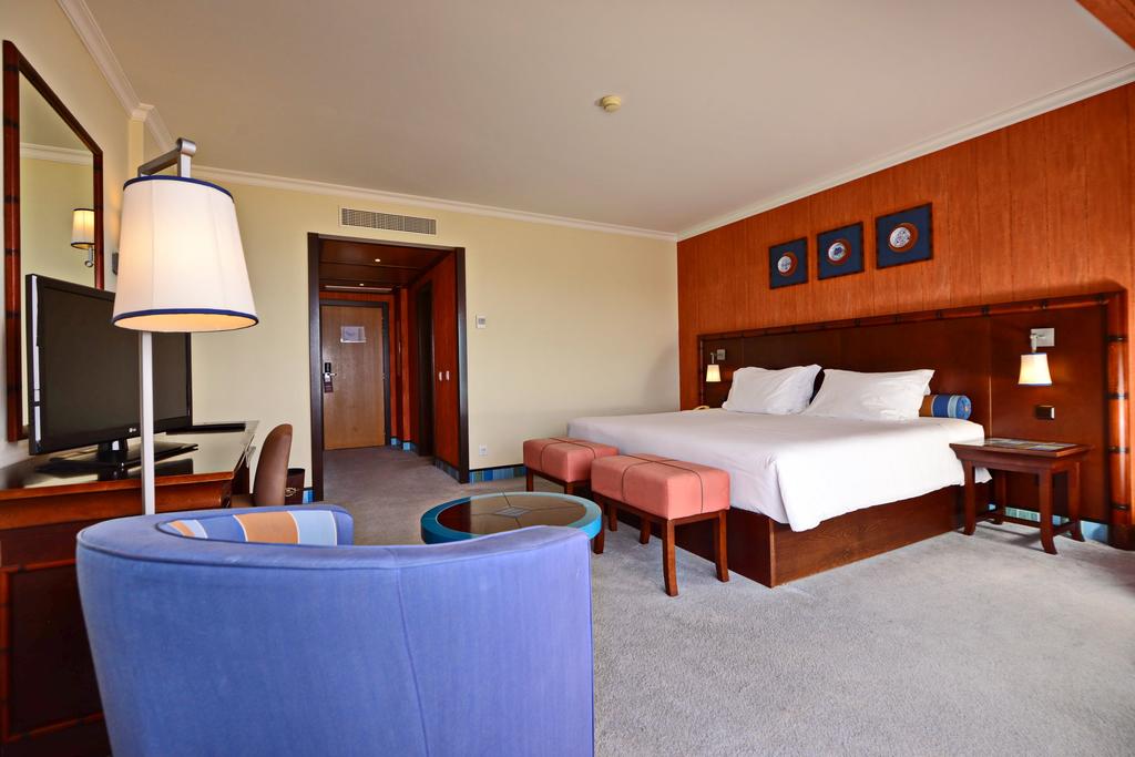 Відпочинок в готелі Grand Real Santa Eulalia Resort & Hotel Spa Албуфейра