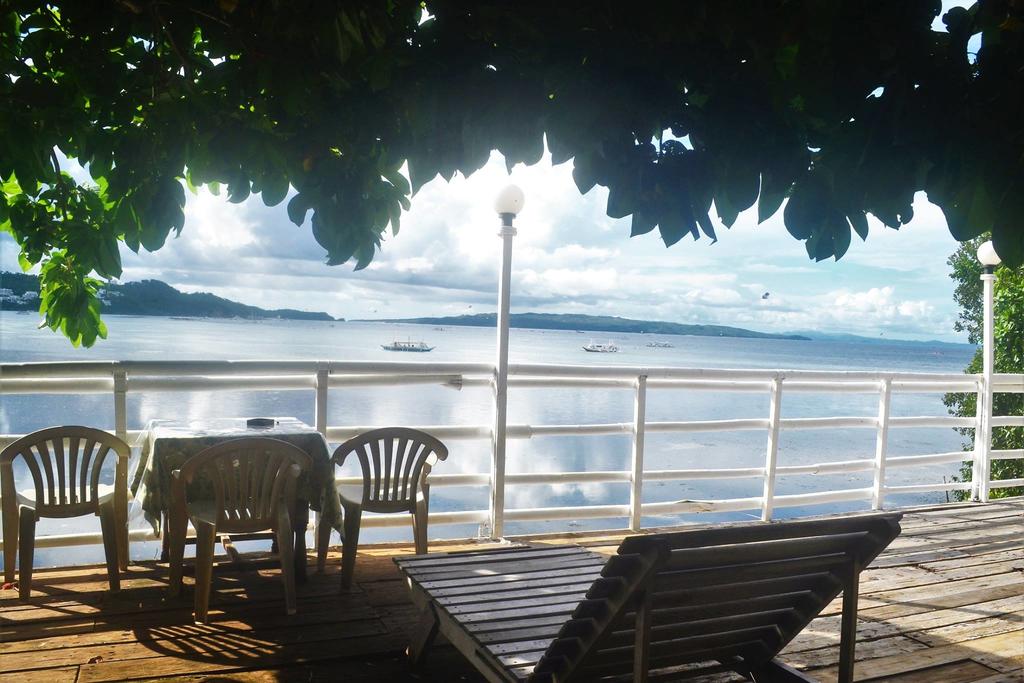 Отдых в отеле Boracay Water World Боракай (остров)