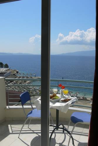 Epirus Hotel фото туристів