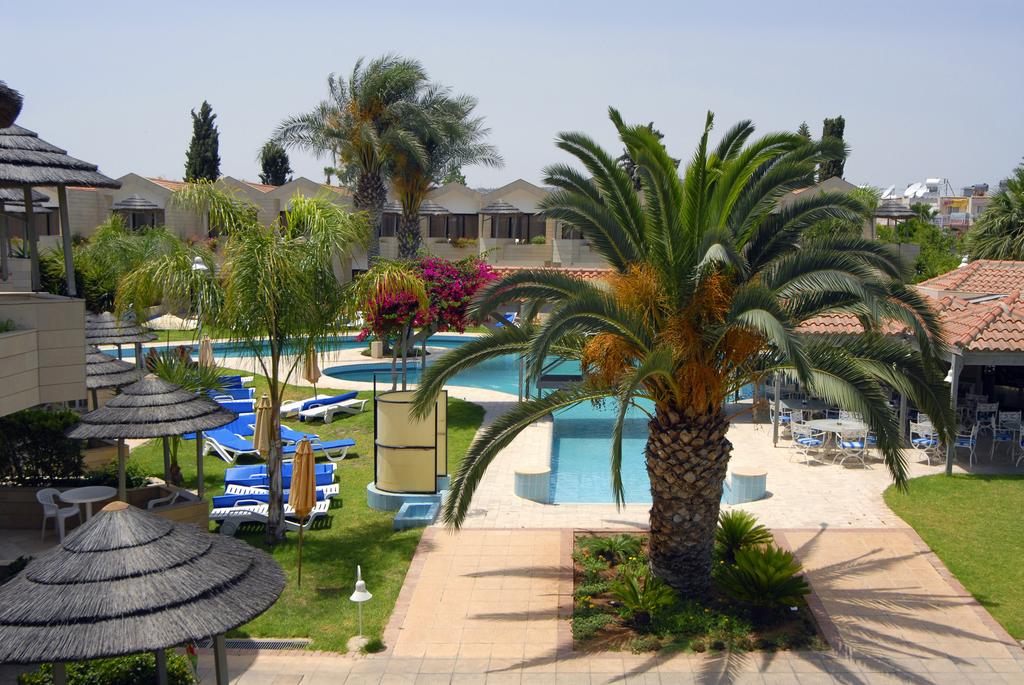Palm Beach Hotel, Larnaca prices