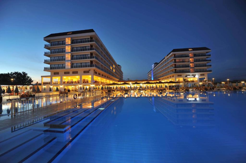 Горящие туры в отель Eftalia Aqua Resort & Spa Аланья Турция