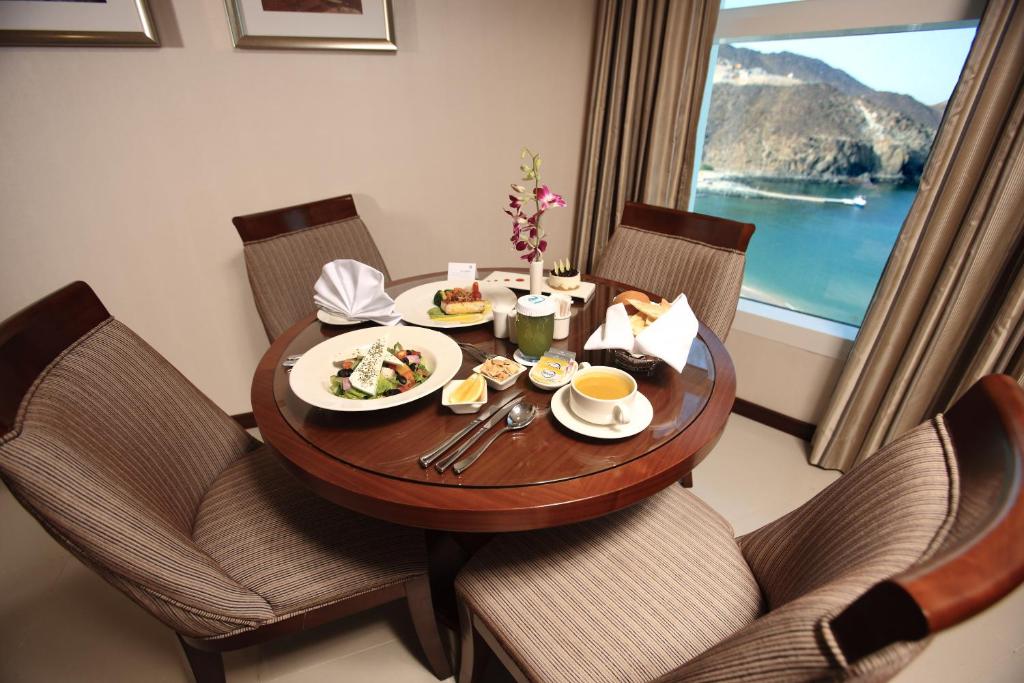 Odpoczynek w hotelu Oceanic Khorfakkan Resort & Spa Fudżajra