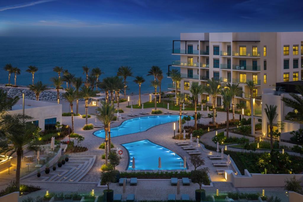 Address Beach Resort Fujairah цена