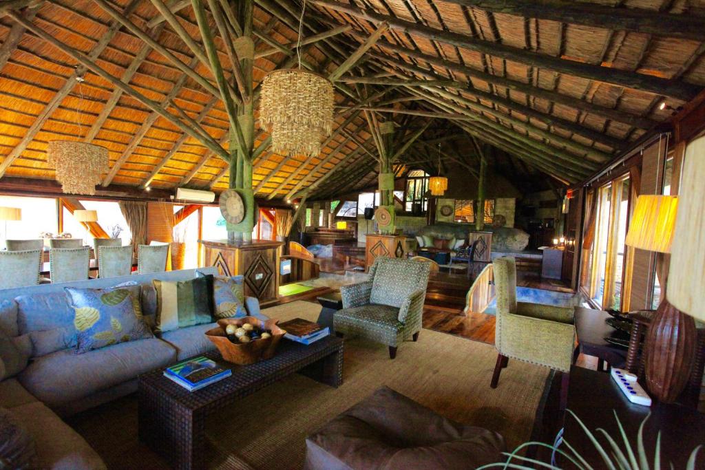 Selous Mivumo River Lodge Танзанія ціни
