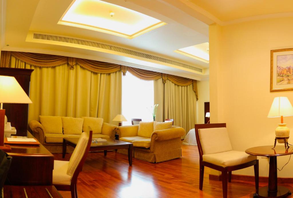 Отель, ОАЭ, Шарджа, Sharjah Premiere Hotel & Resort