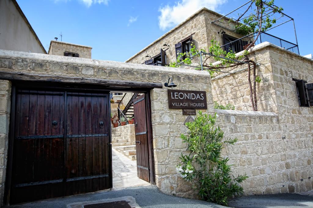 Leonidas Village Houses, фотографии туристов