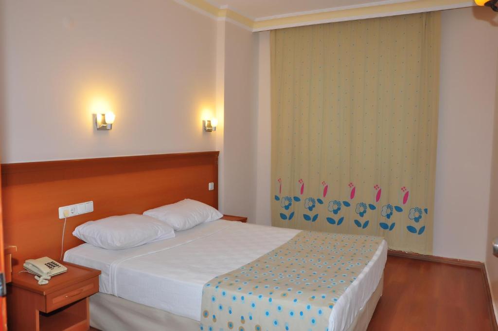 Hotel prices Cinar Family Suite