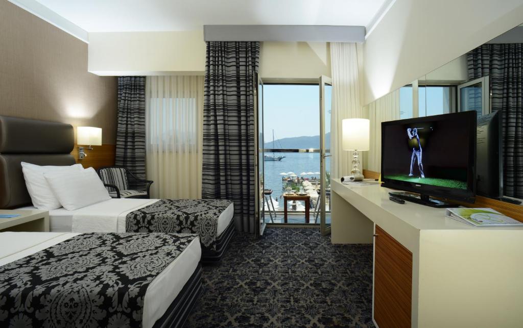Цены в отеле Cettia Beach Resort Hotel