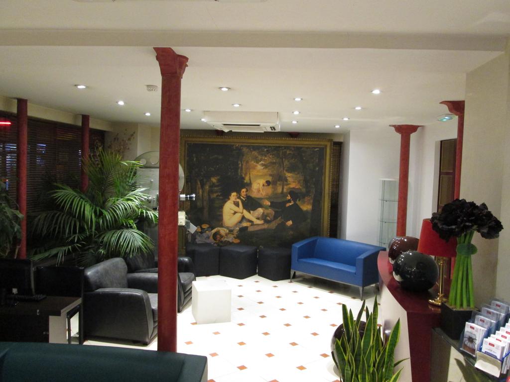 Tours to the hotel Hauteville Opera Hotel