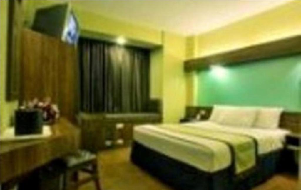 Microtel Inn & Suites Baguio, Манила цены