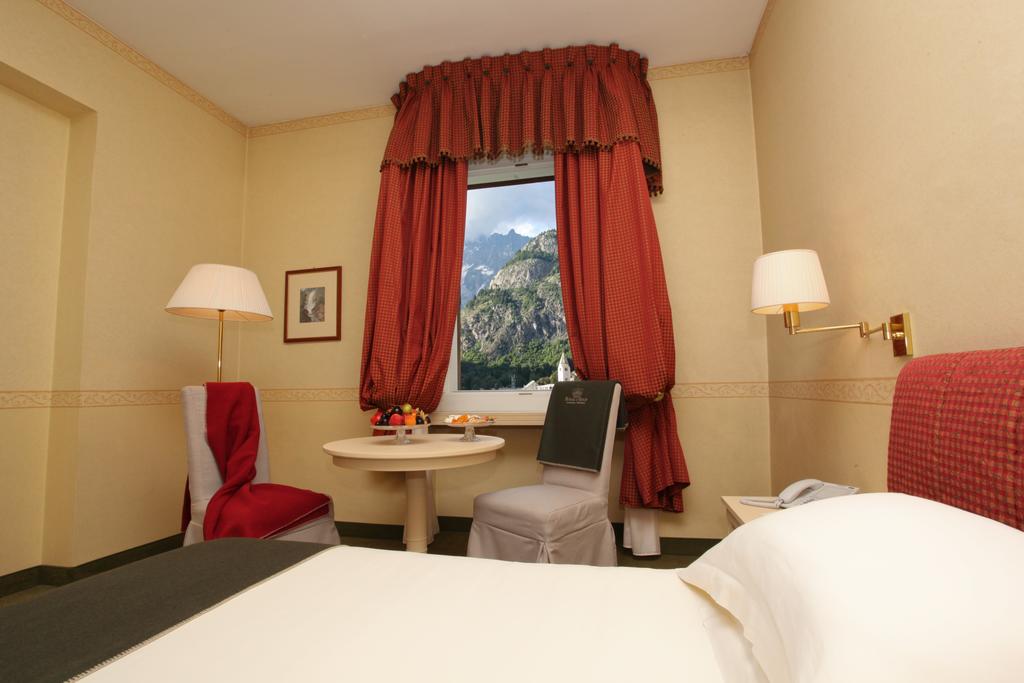 Горящие туры в отель Grand Hotel Royal & Golf Курмайёр Италия
