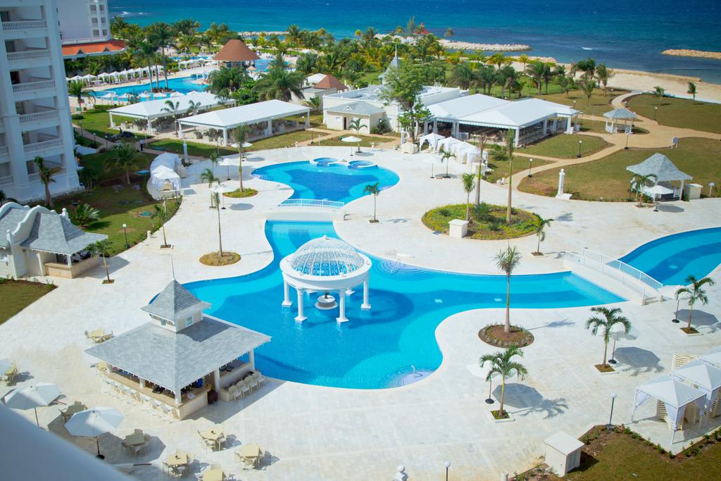 Tours to the hotel Luxury Bahia Principe Runaway Bay (Adult Only) Runaway Bay Jamaica