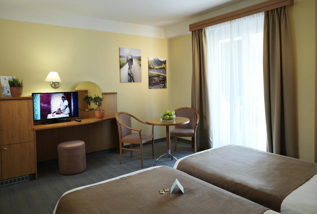 Горящие туры в отель Life Class Resort Hotel Neptun Порторож