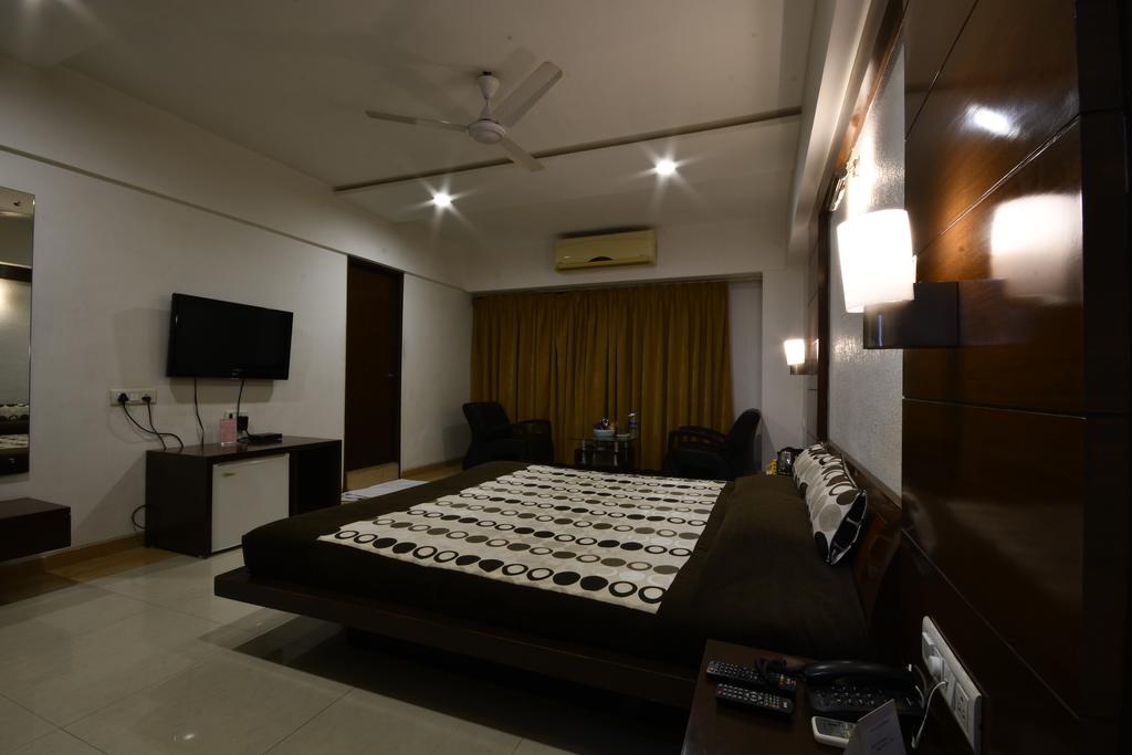 Горящие туры в отель Platinum Residency Hotel Ахмадабад