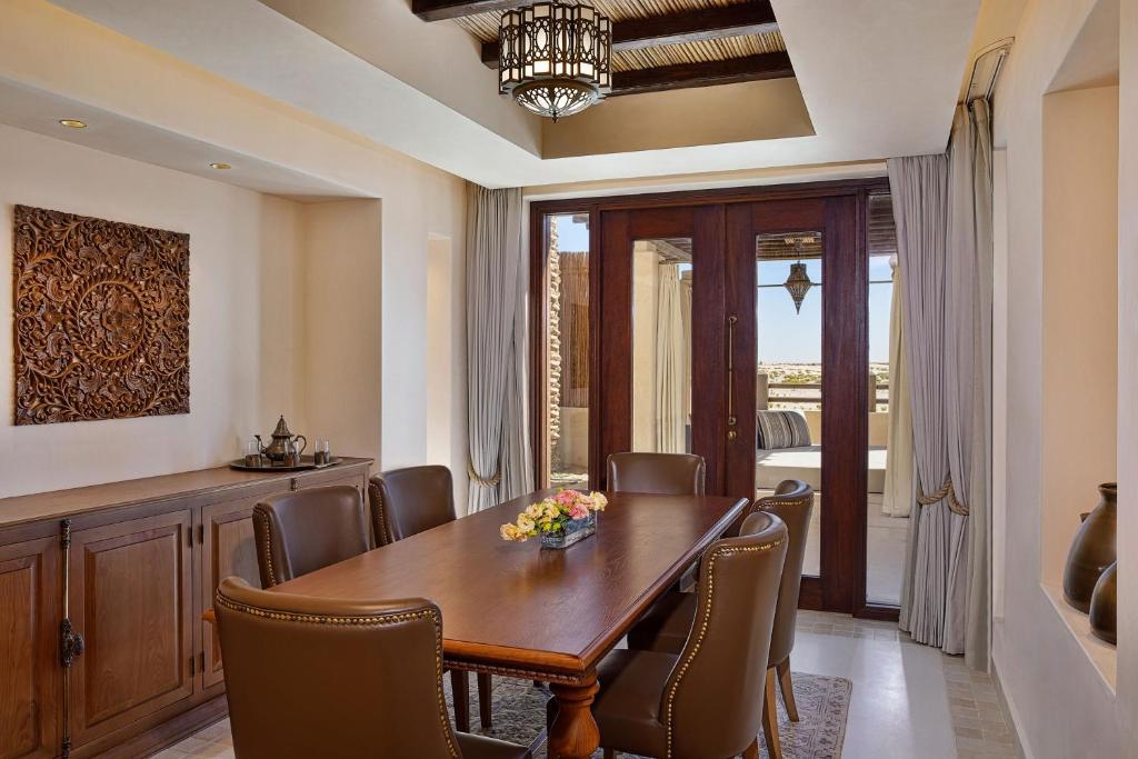 Al Wathba A Luxury Collection Desert Resort & Spa, Абу Дабі, ОАЕ, фотографії турів
