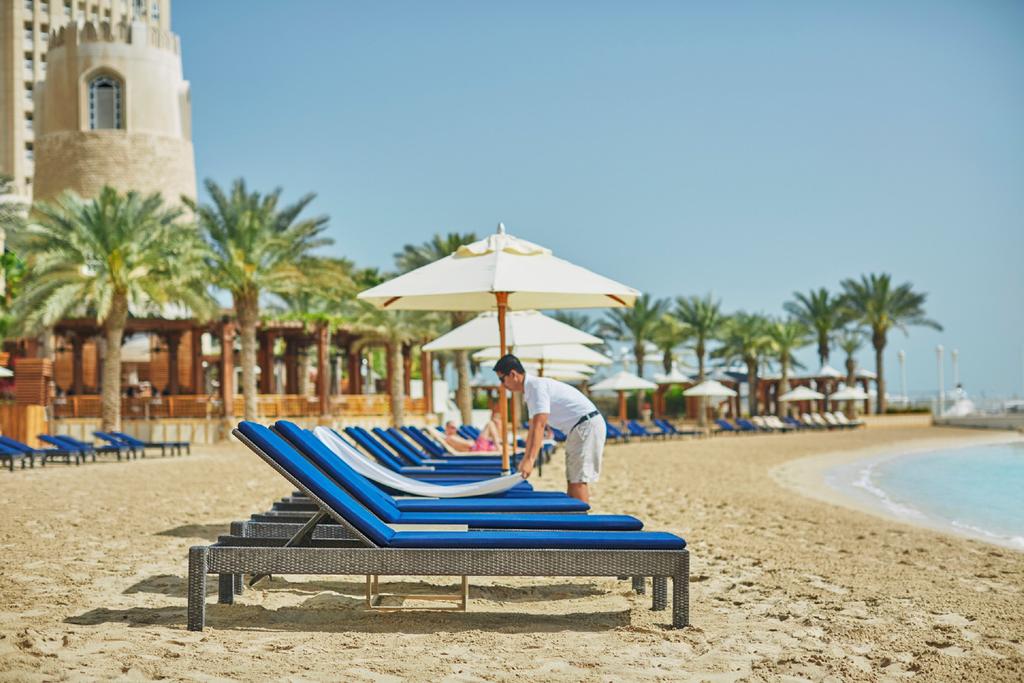 Four Seasons Hotel Катар цены