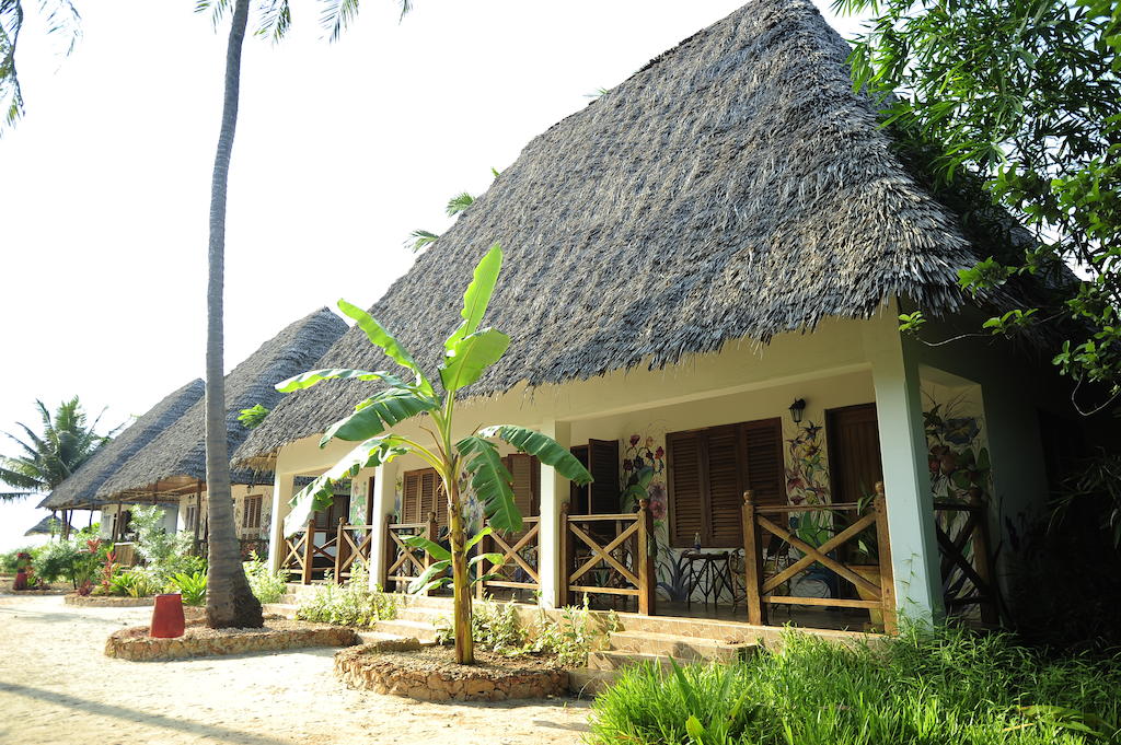 Відпочинок в готелі Waikiki Resort Zanzibar Пвані-Мчангані Танзанія