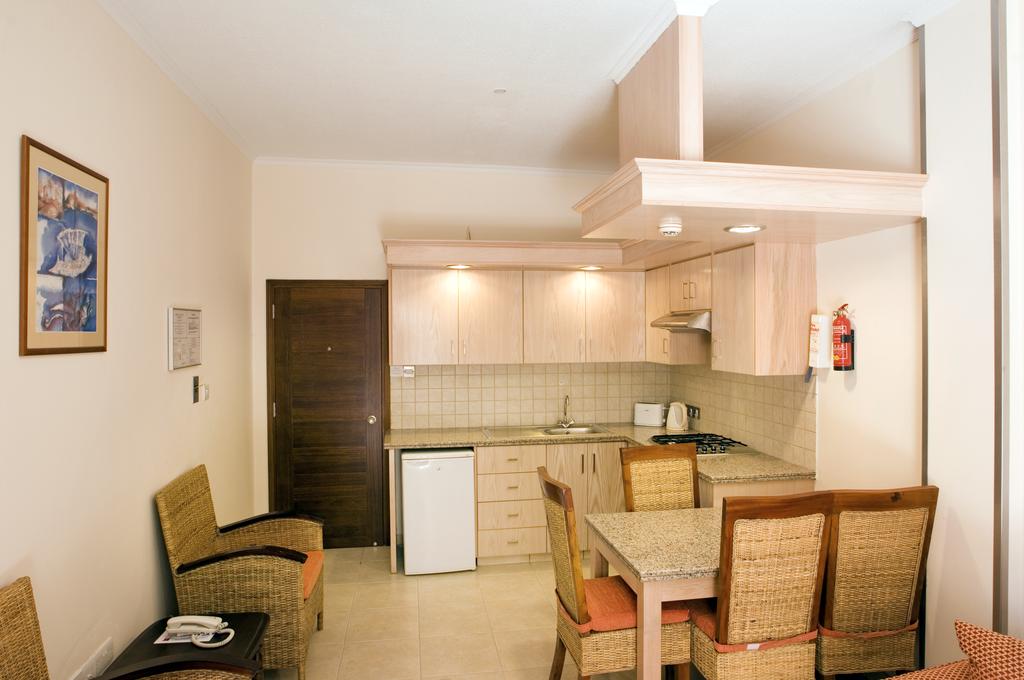 Гарячі тури в готель Senator Hotel Apartments Ая-Напа Кіпр