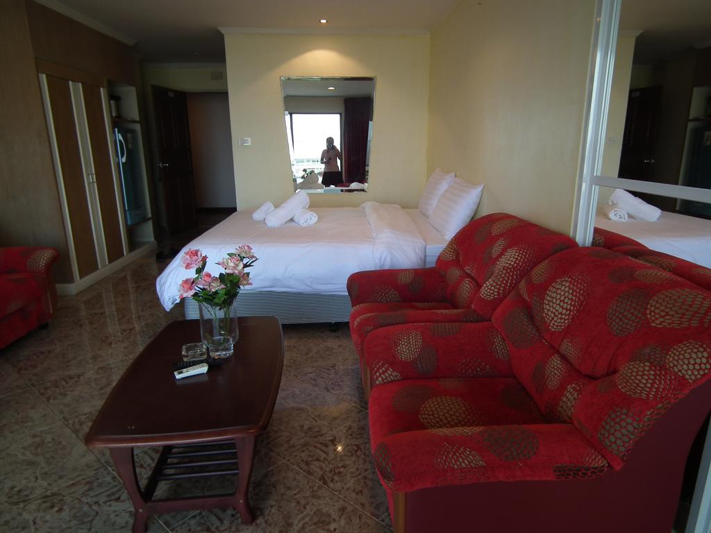 Отзывы об отеле Abricole Pattaya (ex. Pattaya Hill Resort)