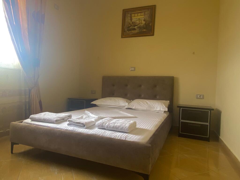 Відпочинок в готелі Duraj Apartment Дуррес Албанія