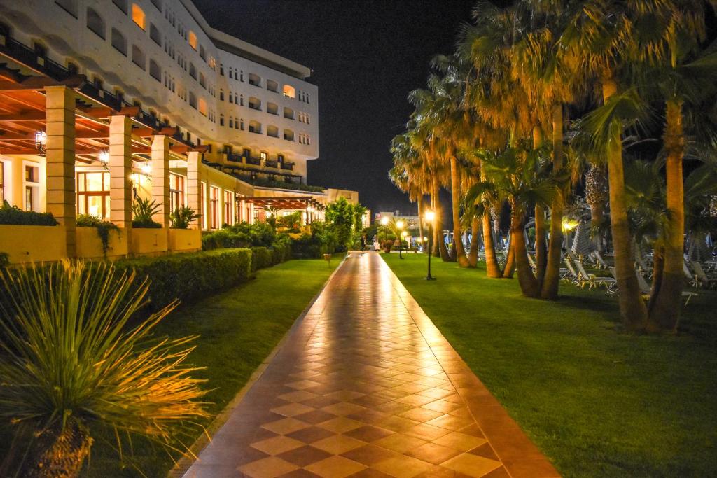 Відпочинок в готелі Creta Star Hotel (Adults Only)
