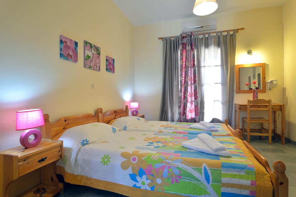Feeloxenia Corfu Harris Apartments, Корфу (остров) цены