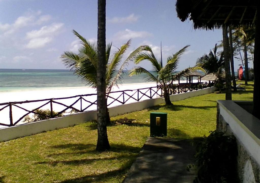 Kilifi Bay Beach Resort, Кения