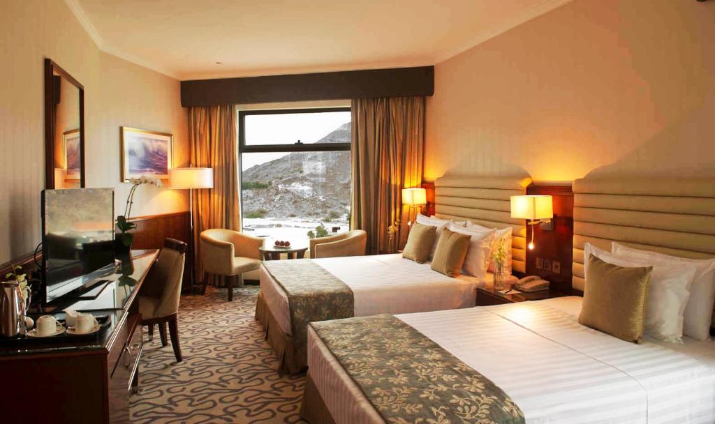 Фото готелю Oceanic Khorfakkan Resort & Spa