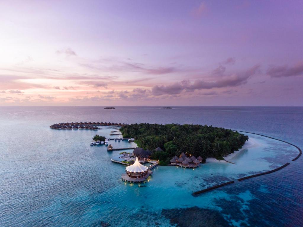 Туры в отель Baros Maldives Северный Мале Атолл Мальдивы