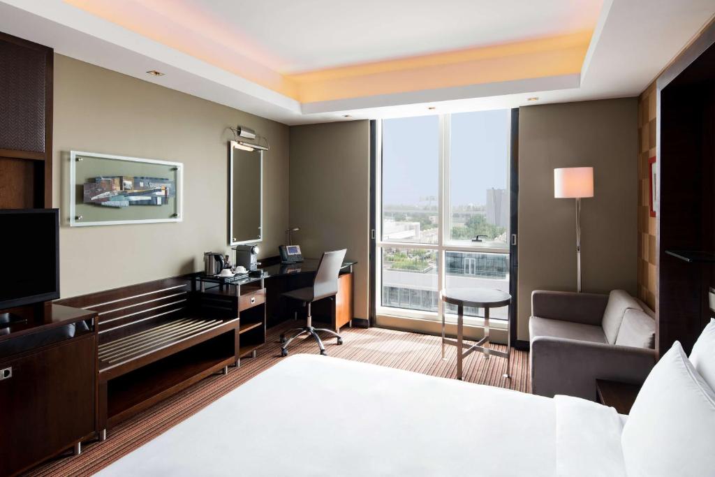 Radisson Blu Hotel, Dubai Media City, фото