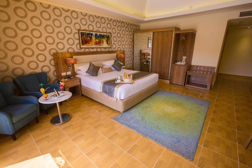 Відпочинок в готелі Pickalbatros Aqua Blu Resort Ssh Шарм-ель-Шейх