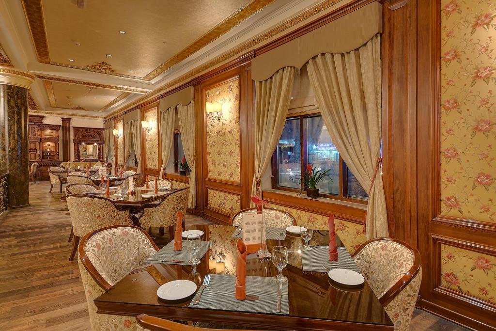 Royal Ascot Hotel, Dubai (city) prices
