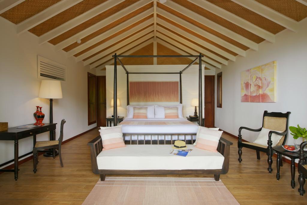 Горящие туры в отель Loama Resort Maldives at Maamigili
