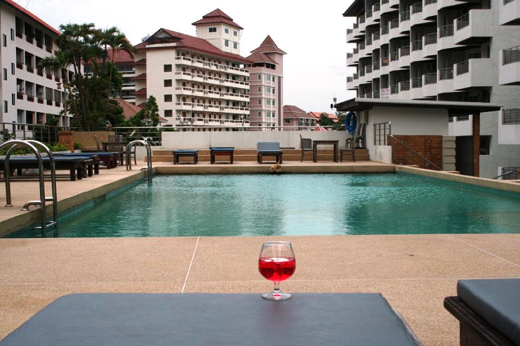 Відгуки про відпочинок у готелі, Jomtien Plaza Residence
