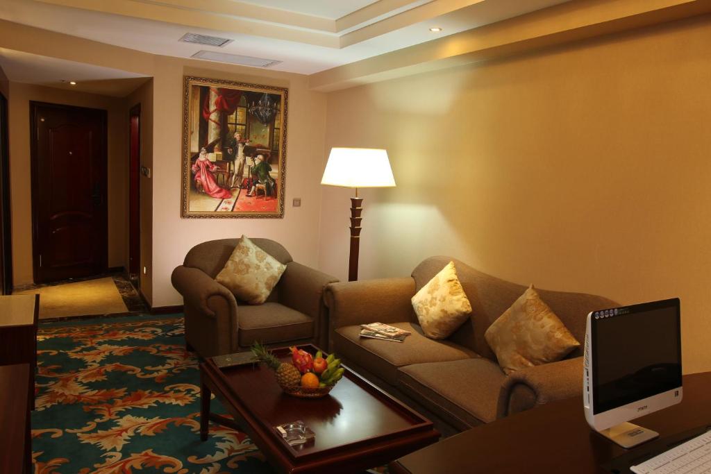 Горящие туры в отель Hawaii Hotel Дадунхай Китай