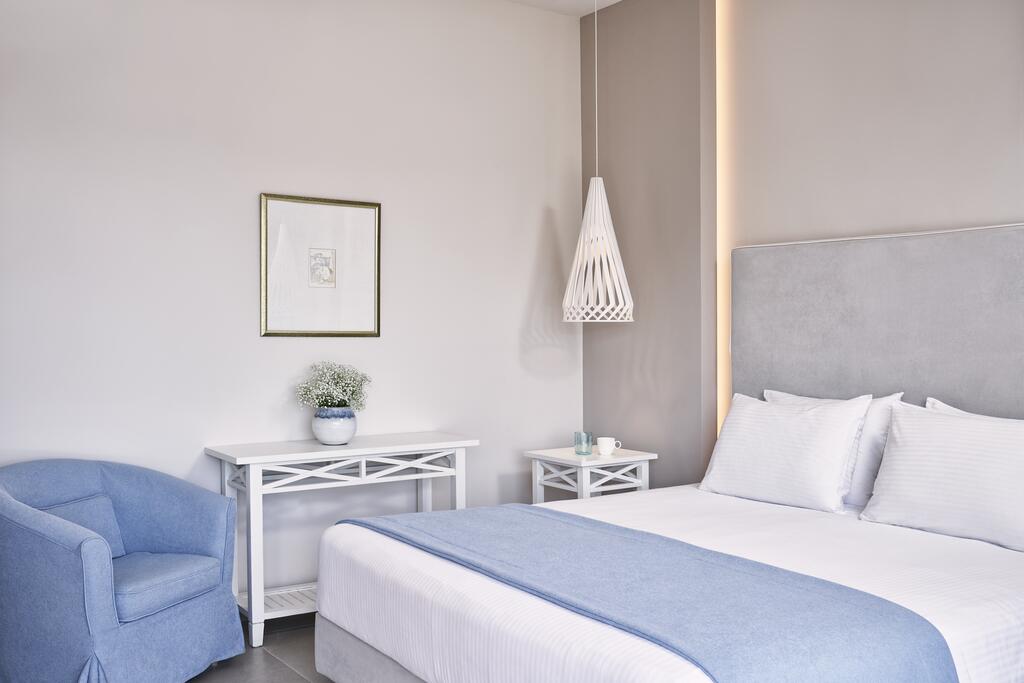 Ціни в готелі San Antonio Corfu Resort Adults Only