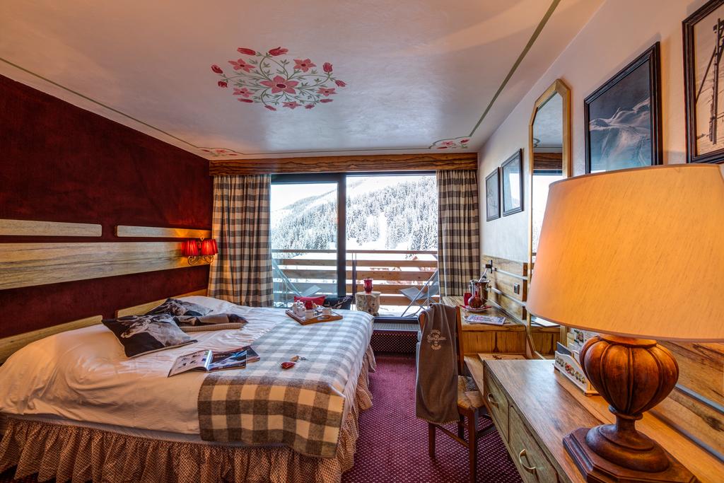 Горящие туры в отель Alpen Ruitor Hotel Мерибель