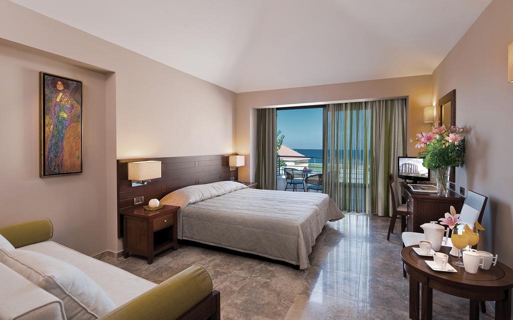 Отзывы про отдых в отеле, Porto Platanias Beach Resort & Spa
