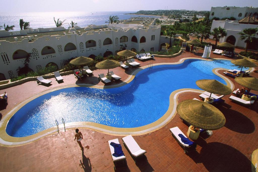 Горящие туры в отель Domina Coral Bay Prestige Шарм-эль-Шейх Египет