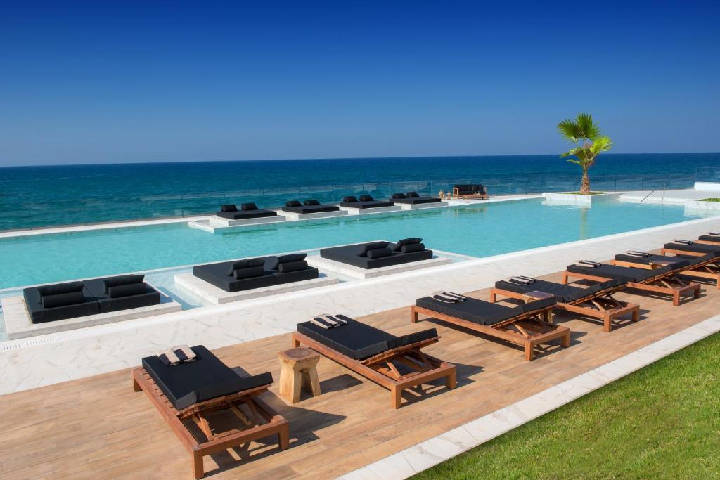 Гарячі тури в готель Abaton Island Resort & Spa Іракліон Греція