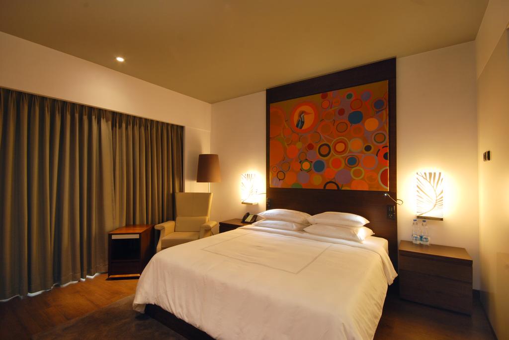 Hotel rest Swissotel Kolkata Calcutta