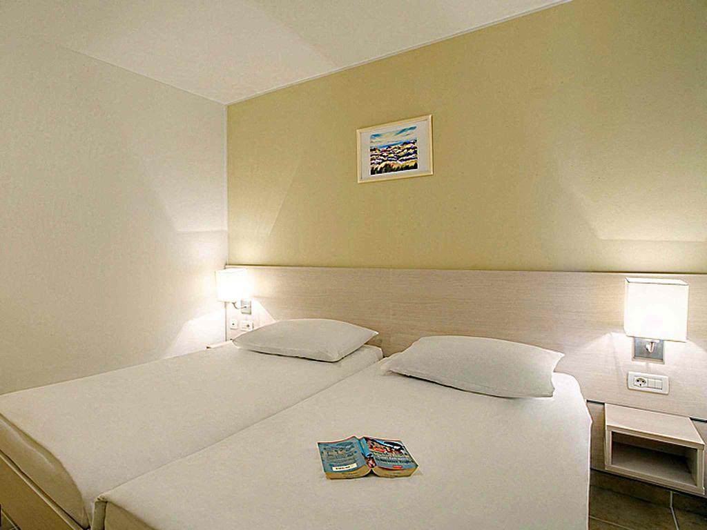 Відпочинок в готелі Solaris Camping Resort (ex. Naturist Resort Solaris Apartments)