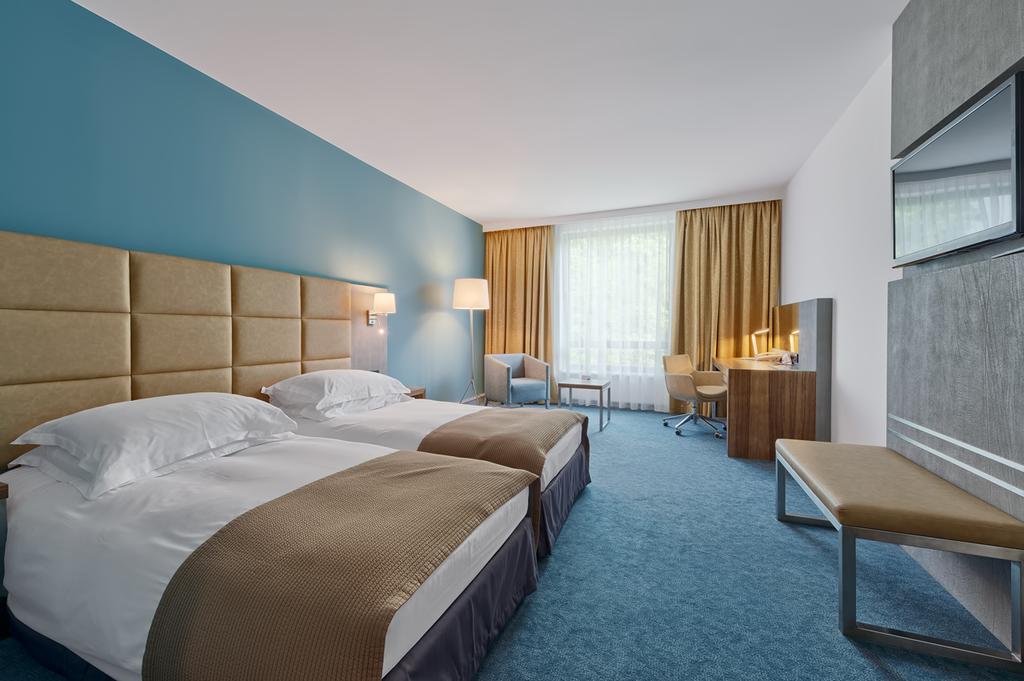 Hotel guest reviews Radisson Blu Krakow Hotel