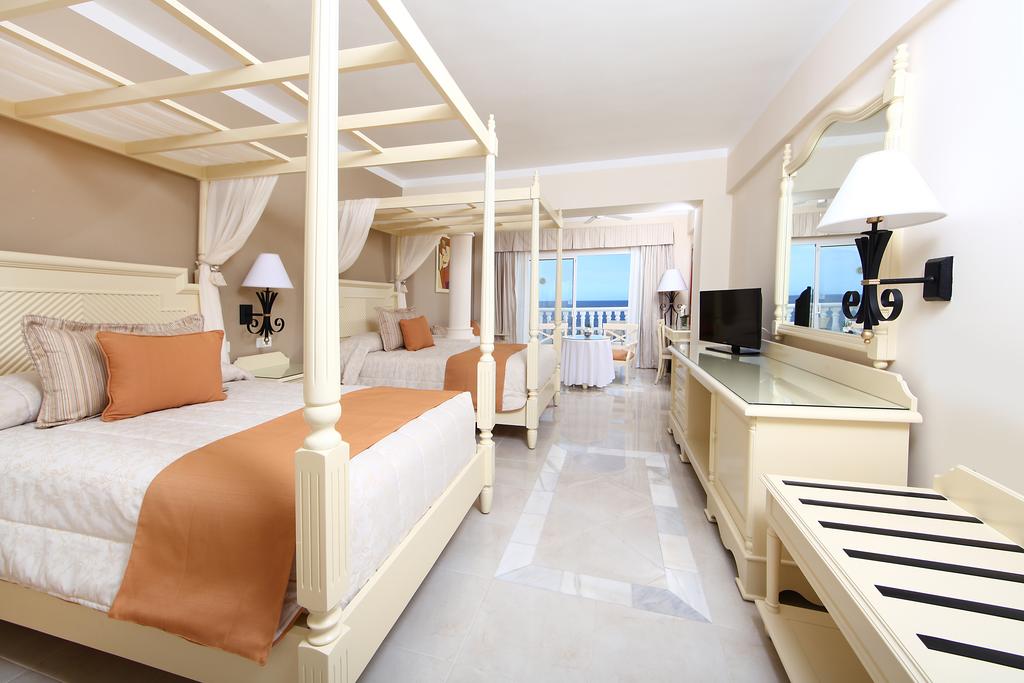 Отзывы об отеле Luxury Bahia Principe Runaway Bay (Adult Only)